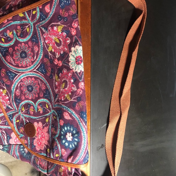 ROXY bag. Multicolor canvas fabric with fabric strap.Adjustable strap - Picture 3 of 11